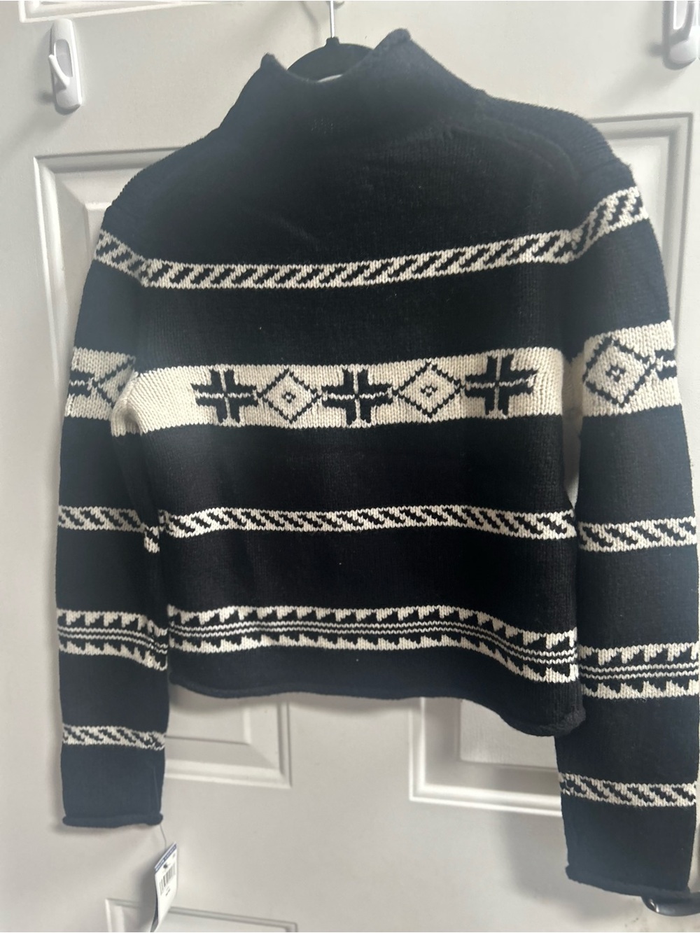 Ralph Lauren Black & White Patterned Turtleneck Sweater - Picture 7 of 15